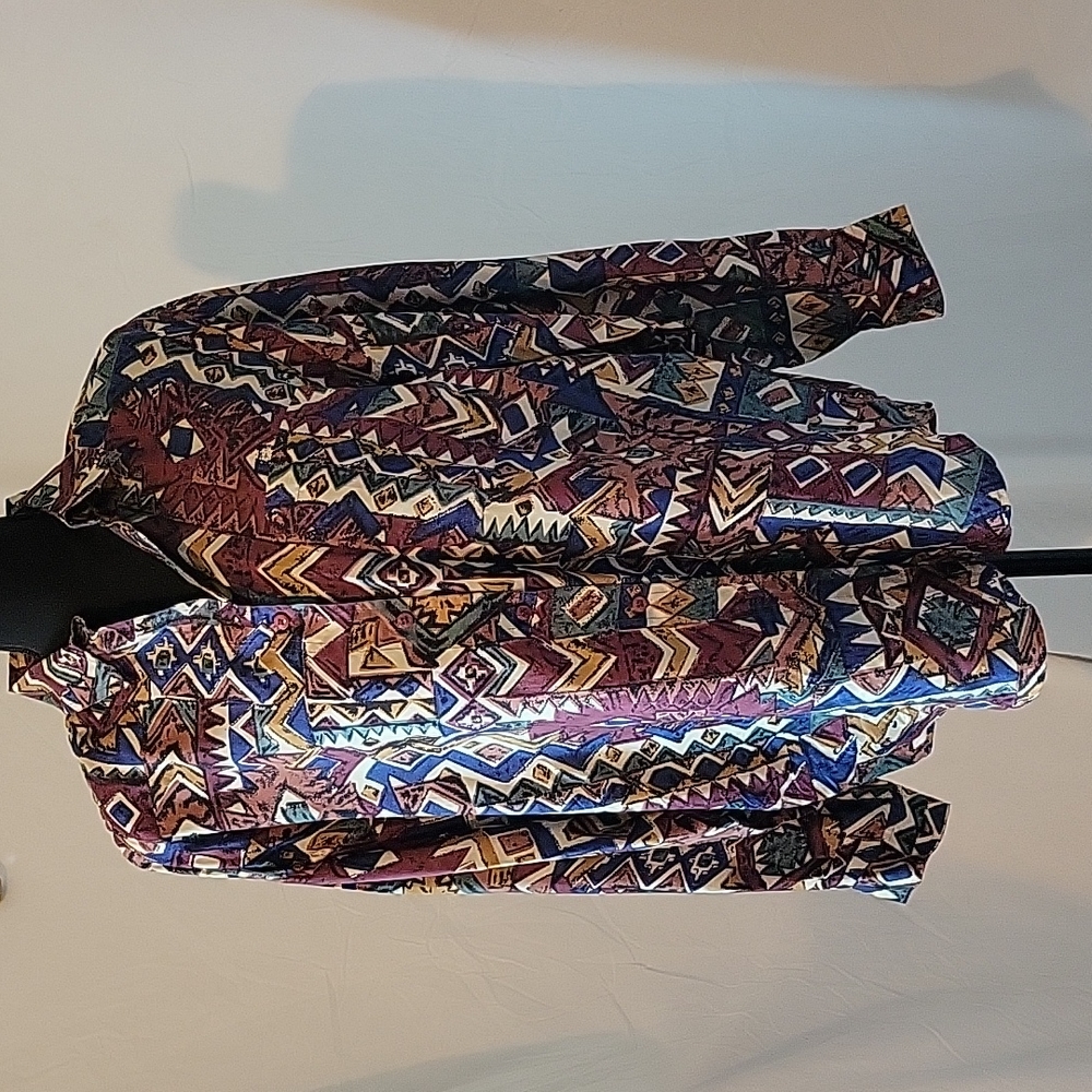 Vintage silk shirt retro print